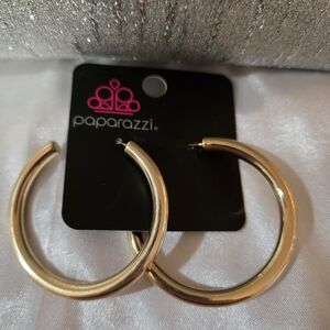 Paparazzi Shiny Gold Chunky Hoop Earrings